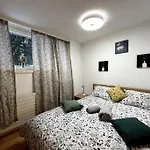 Modern 2br For Up To 6 Wef Exclusive Platz & Promenad Appartamento *