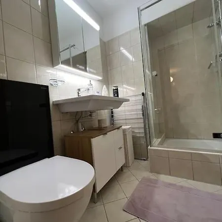 Modern 2br For Up To 6 Wef Exclusive Platz & Promenad Apartment
